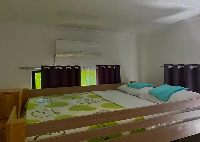 Bunkbed For 3 Guests